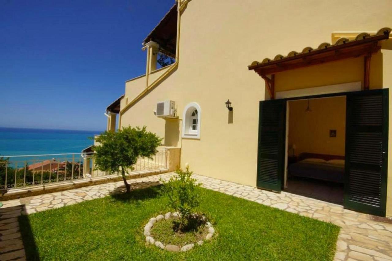 Natalia Apartment B With Panoramic Sea Views Of Agios Gordios Bay Εξωτερικό φωτογραφία