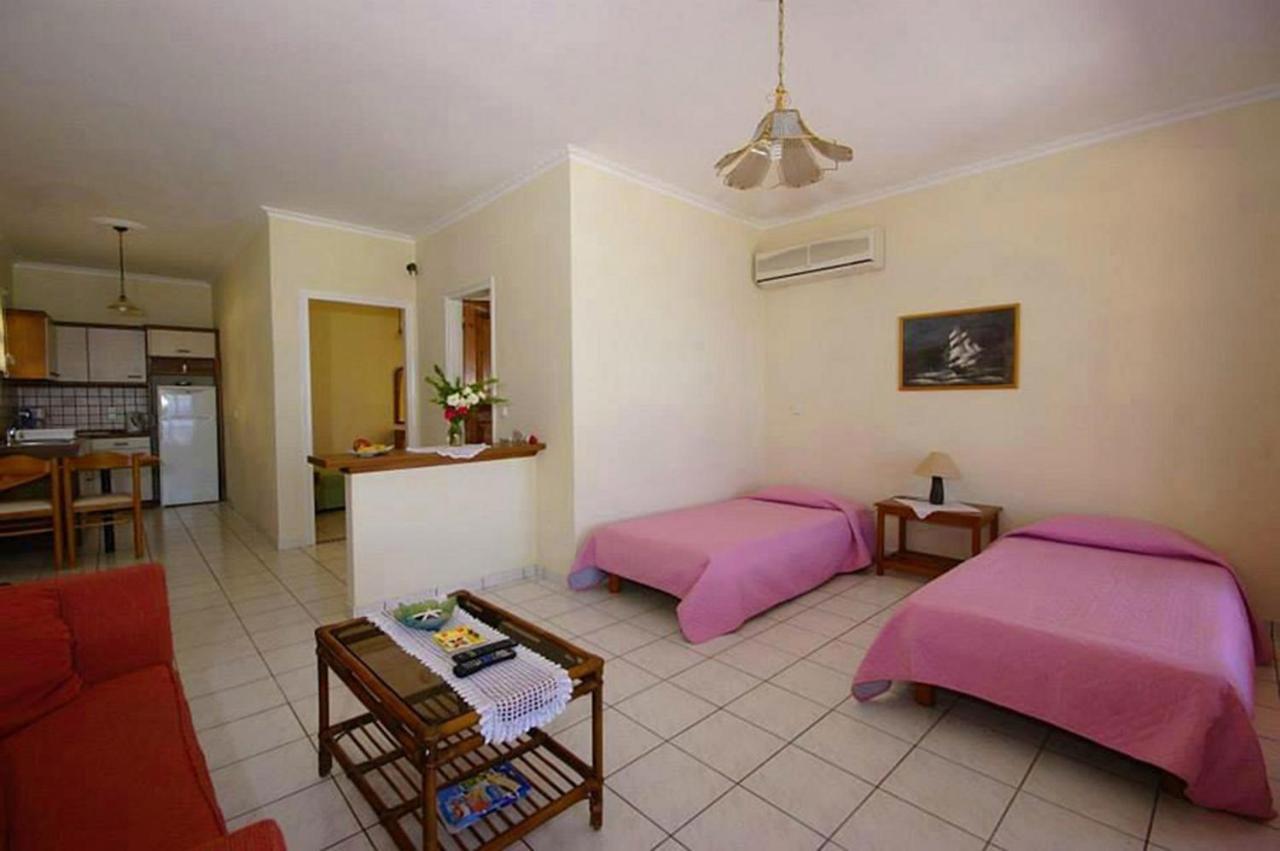 Natalia Apartment B With Panoramic Sea Views Of Agios Gordios Bay Εξωτερικό φωτογραφία