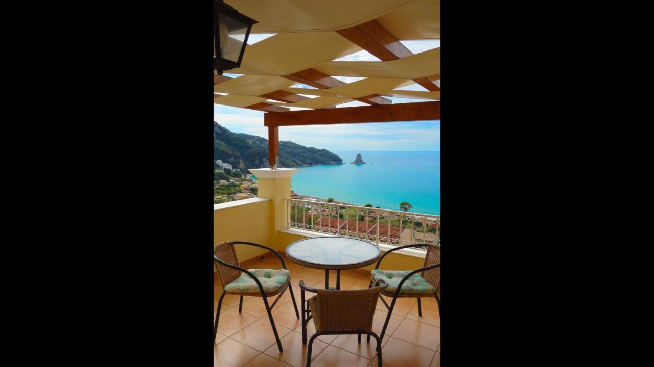 Natalia Apartment B With Panoramic Sea Views Of Agios Gordios Bay Εξωτερικό φωτογραφία
